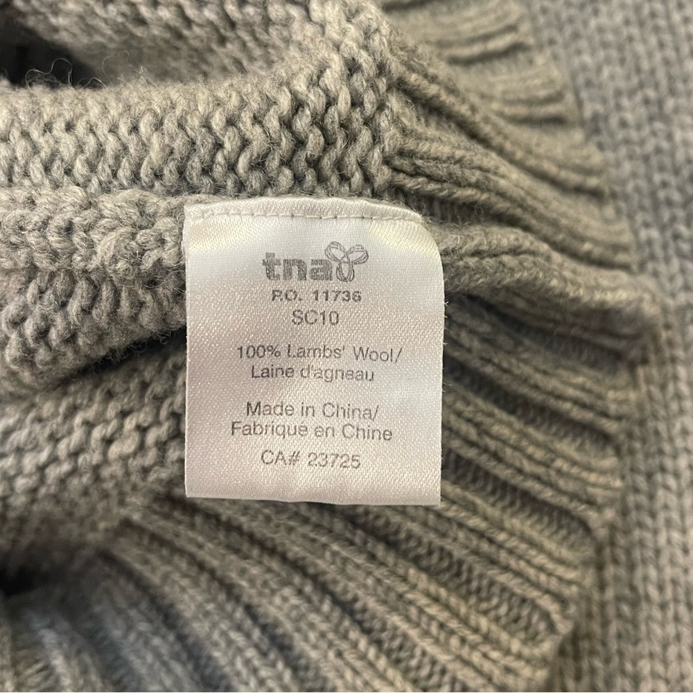 TNA Cream and Tan Crew Neck Sweater Cozy Knit - Picture 5 of 5